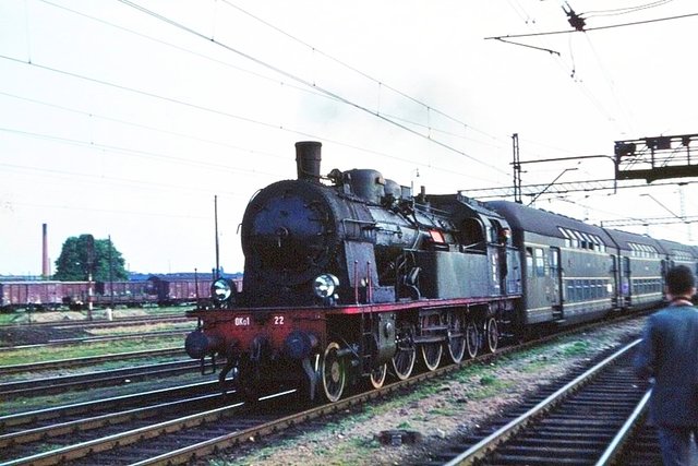 PKP OKo1-22 na stacji Poznań (1968).jpg