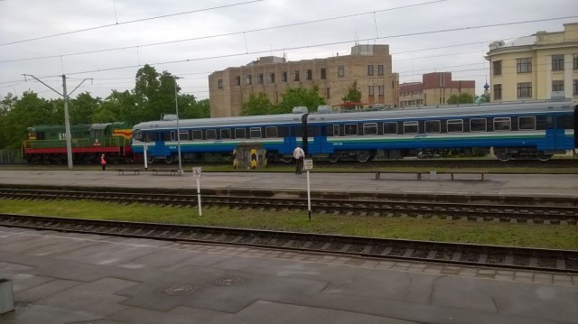 ER2-3301 на 9 пути Риги-Пасс.jpg