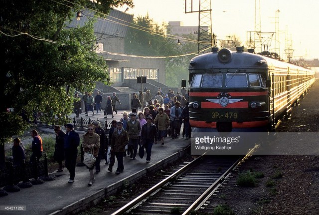 Russia, Siberia, Novosibirsk, Train Station in suburban with Commuter Train (January 01, 1992).jpg