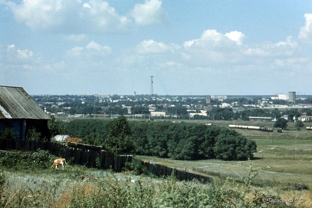 Вид на город Лиски с Мельничного бугра, Воронежская область (1980-е годы).jpg