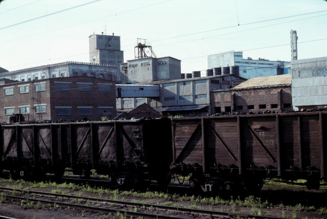 Omsk, Industriewerk Kohlezug 1979.jpg