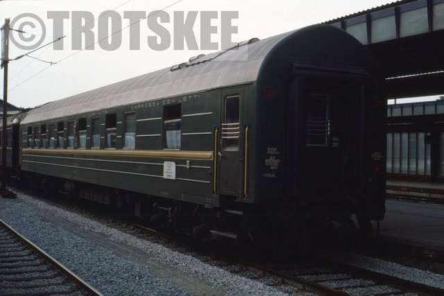 35mm Slide SZD USSR Railways Sleeping Car Wagons-Lits 1985 Original Russia.jpg