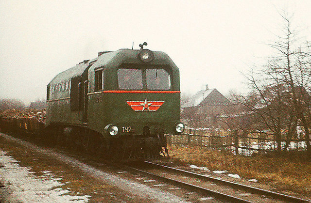 SZD TU2-053 with sugar beet train at the Panevėžys station (05.01.1974).jpg