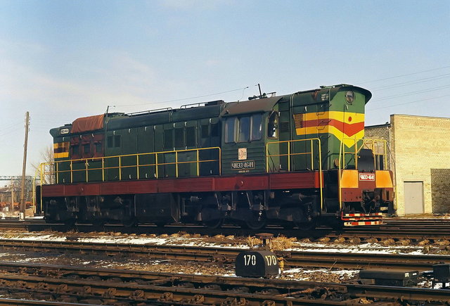 LDZ ČME3-4641 at the Riga station (02.1998).jpg (357.44 КБ) Просмотров: 4516 LDZ ČME3-4641 at the Riga station (02.1998).jpg