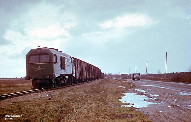 SZD TU2-095 at the Paide - Mäo railway line (11.1971).jpg