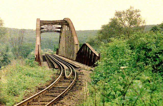 Borzhava river bridge at the Hmelnik station (21.06.1982).jpg