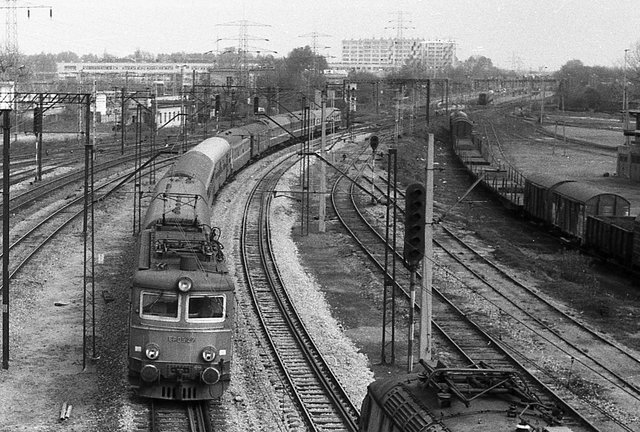 Wyjazd z Gdańskiego 1982.jpg