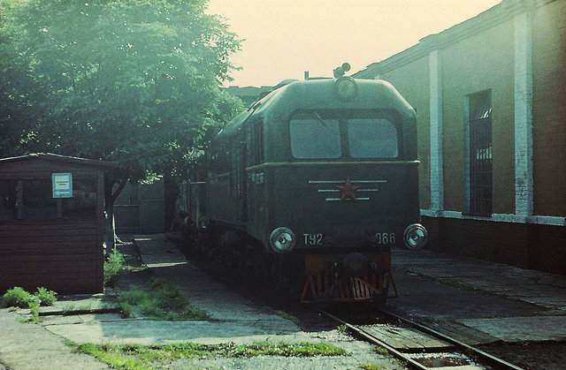 SZD TU2-066 at the Beregovo depot (21.06.1982).jpg