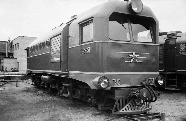 SZD TU2-251 at the Tallinn-Väike depot (07.1964).jpg