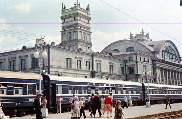 Железнодорожный вокзал Харьков-Пассажирский.jpg