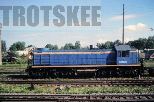 35mm-Slide-SZD-USSR-Russia-Railways-Diesel-Loco.jpg