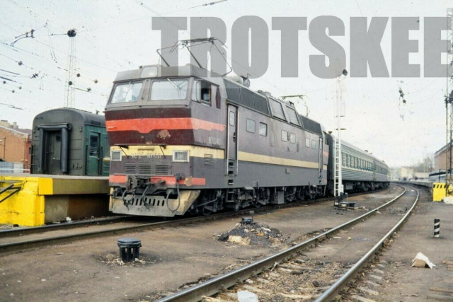 35mm-Slide-SZD-USSR-Russia-Railways-Diesel-Loco (1).jpg