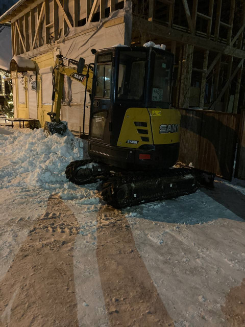 Тракторенок в Тотьме.jpg
