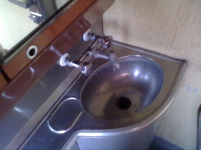 100520135165.jpg