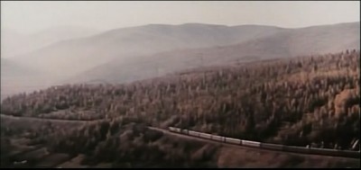 От зари до зари.1975.avi_snapshot_00.43.01_[2011.03.25_02.54.36].jpg